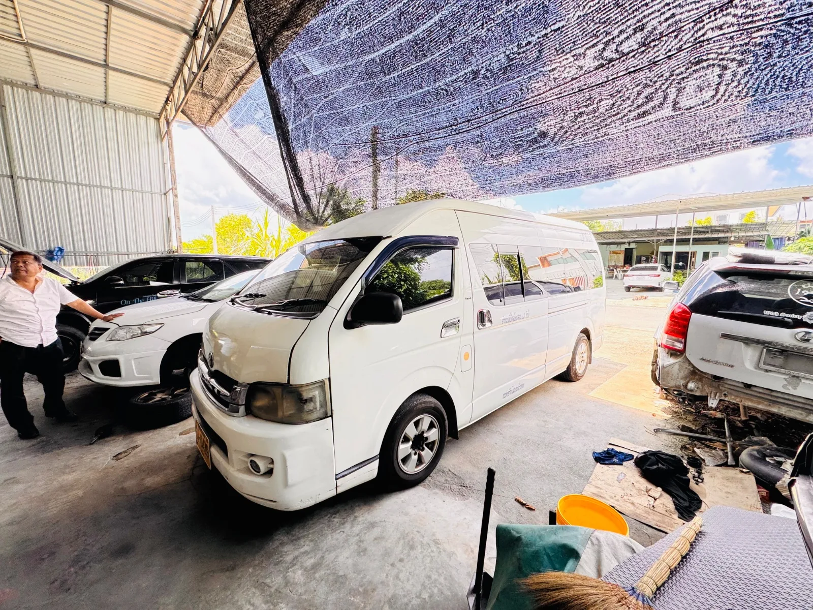 Toyota HiAce 3.0 Diesel รูปที่ 2