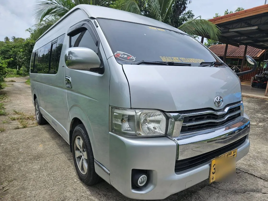 Toyota Commuter รูปที่ 1